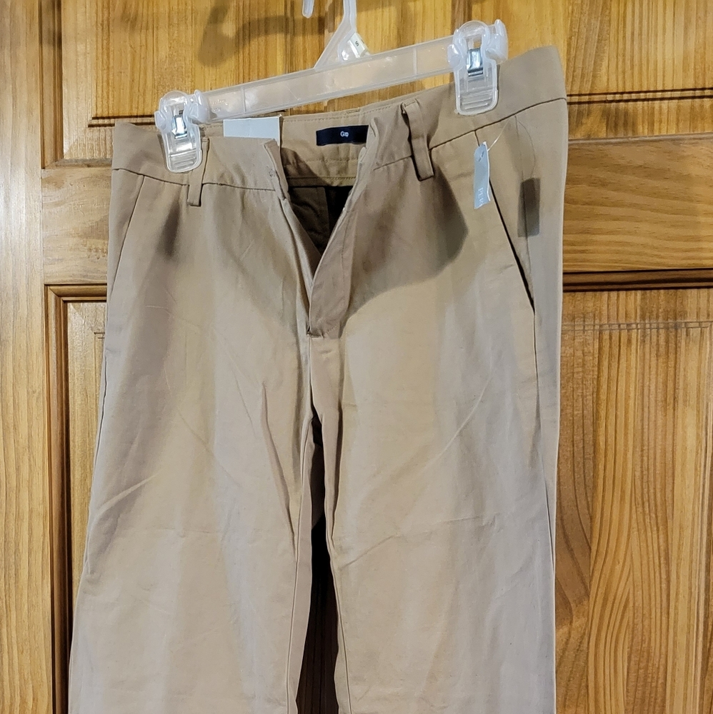 Gap Perfect Khaki 0reg